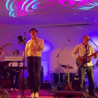 Groove-Town Bändits